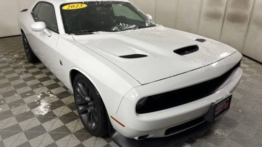2023 Dodge Challenger R/T Scat Pack — Coupe — 395 mi — Bloomington, IL