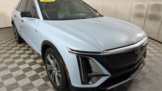 2024 Cadillac LYRIQ Luxury — SUV — 3,148 mi — Bloomington, IL