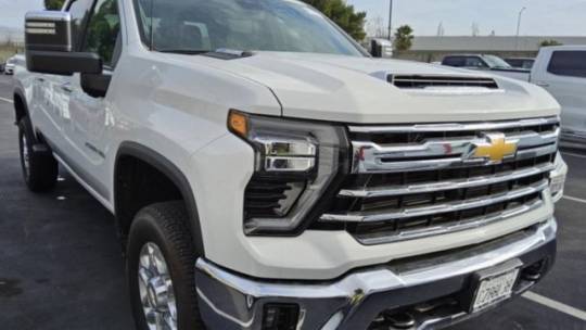 2024 Chevrolet Silverado 2500HD LTZ — Pickup Truck — 663 mi — Bloomington, IL