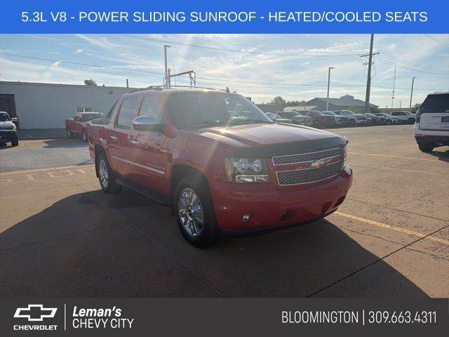 2009 Chevrolet Avalanche LTZ — Pickup Truck — 81,623 mi — Bloomington, IL