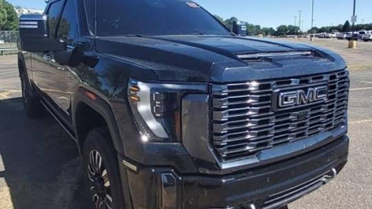 2024 GMC Sierra 2500HD Denali Ultimate — Pickup Truck — 6,247 mi — Bloomington, IL