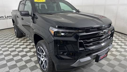 2023 Chevrolet Colorado Z71 — Pickup Truck — 6,535 mi — Bloomington, IL