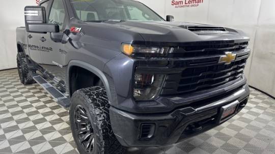 2024 Chevrolet Silverado 2500HD Custom — Pickup Truck — 6,865 mi — Bloomington, IL