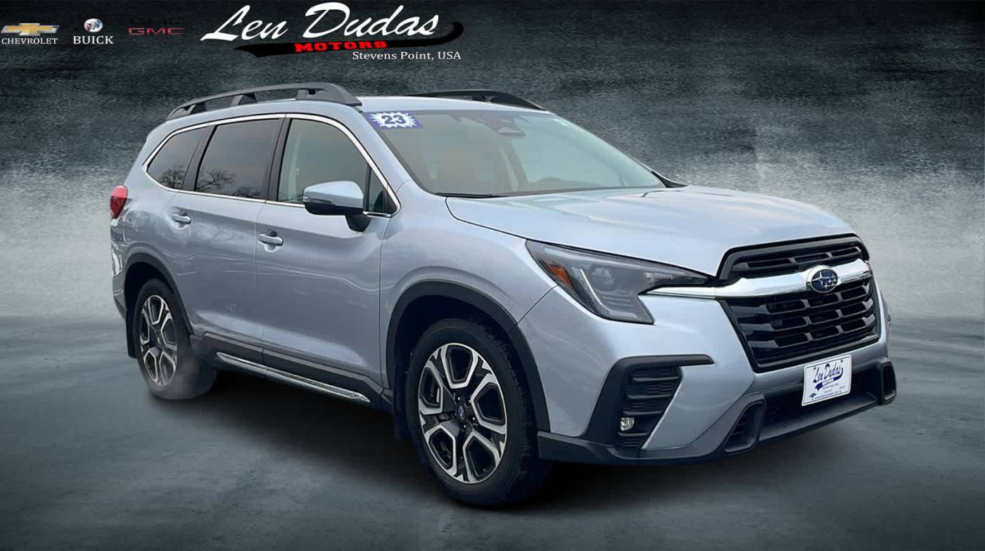 2023 Subaru Ascent Limited — SUV — 30,482 mi — Stevens Point, WI