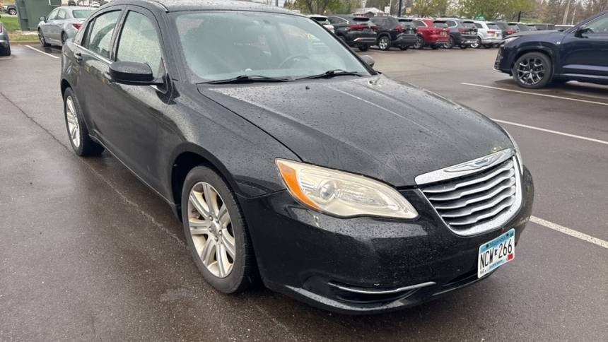 2013 Chrysler 200 Touring