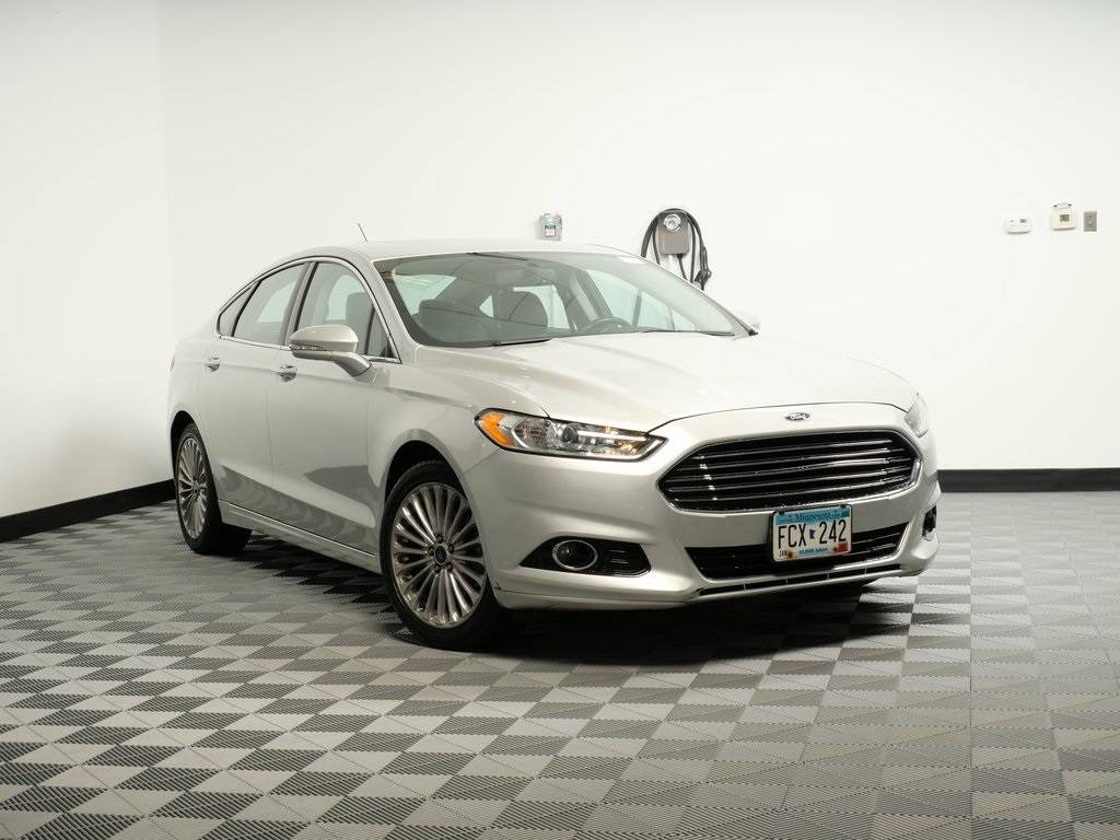 2014 Ford Fusion Titanium — Sedan — 113,032 mi — Maplewood, MN
