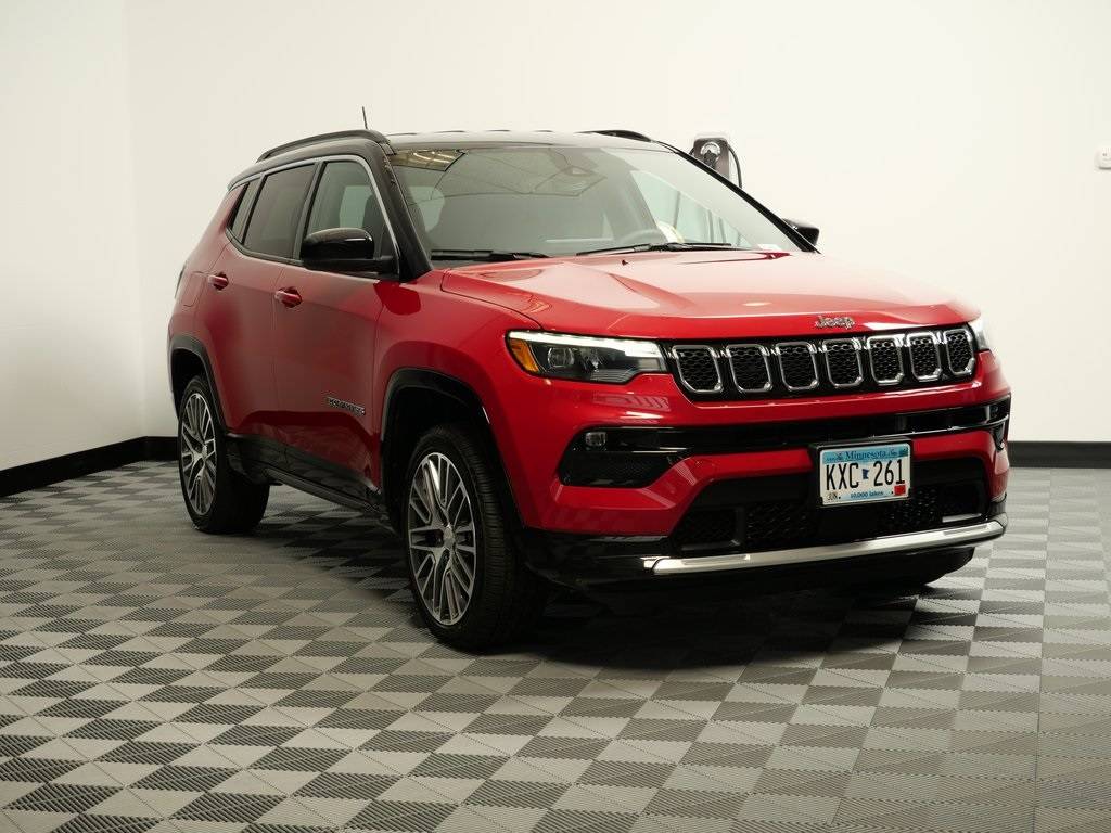 2023 Jeep Compass Limited — SUV — 39,000 mi — Maplewood, MN