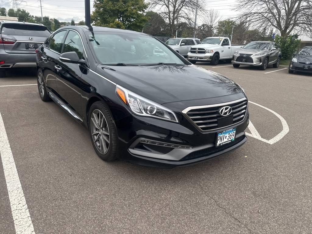 2015 Hyundai Sonata Sport 2.0T — Sedan — 106,572 mi — Maplewood, MN