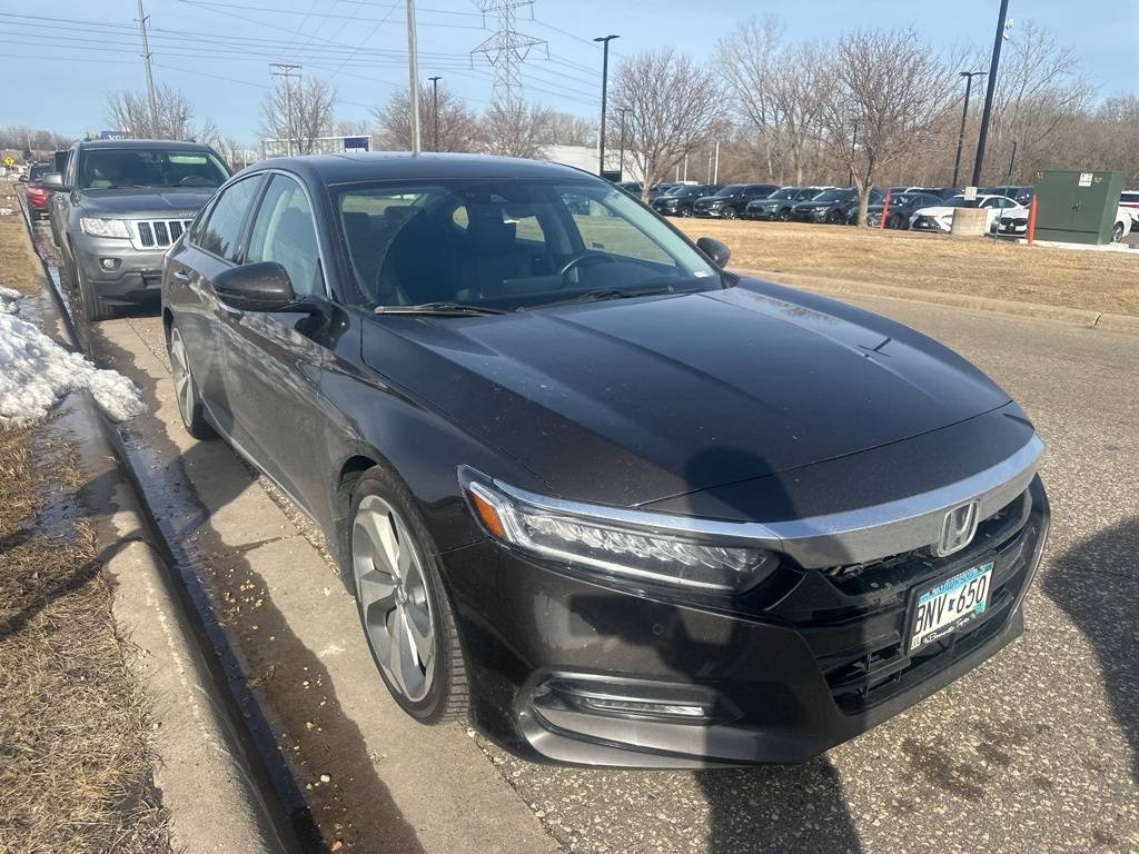 2018 Honda Accord Touring — Sedan — 61,565 mi — Maplewood, MN