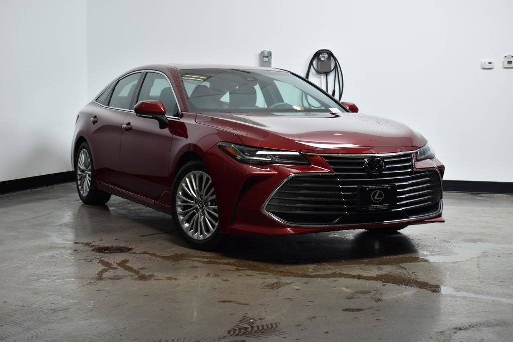 2019 Toyota Avalon Limited — Sedan — 22,557 mi — Maplewood, MN