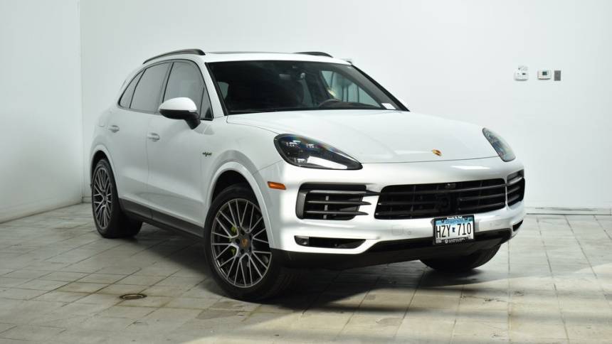 2023 Porsche Cayenne E-Hybrid Platinum Edition — SUV — 22,521 mi — Maplewood, MN