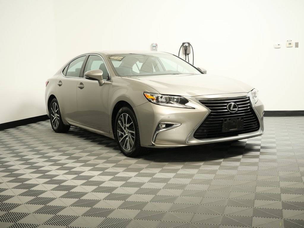 2016 Lexus ES ES 350 — Sedan — 102,106 mi — Maplewood, MN