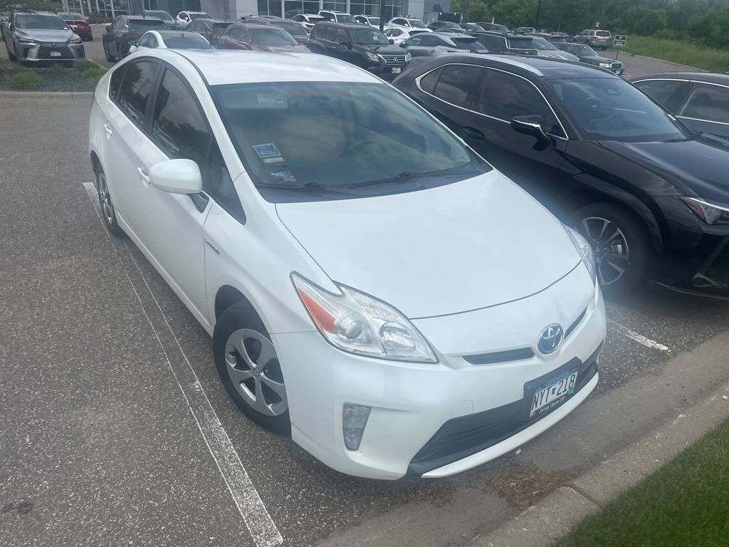 2013 Toyota Prius One — Sedan — 121,924 mi — Maplewood, MN