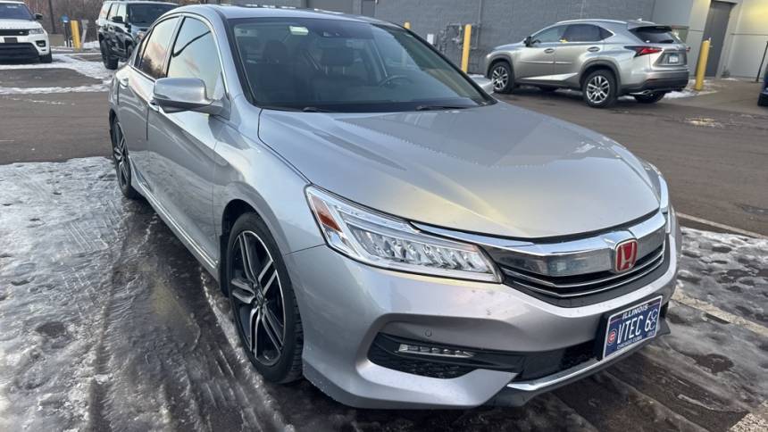 2017 Honda Accord Touring — Sedan — 78,207 mi — Maplewood, MN