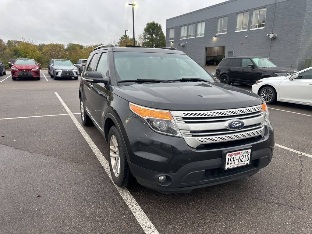2014 Ford Explorer XLT — SUV — 153,592 mi — Maplewood, MN