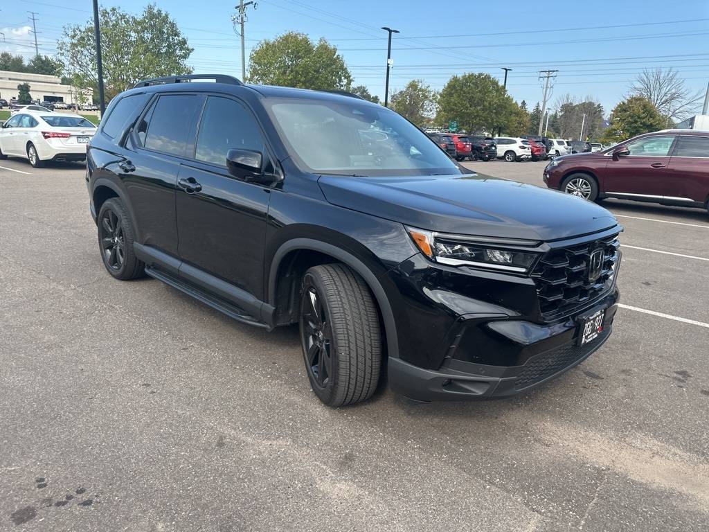 2025 Honda Pilot Black Edition — SUV — 28,019 mi — Maplewood, MN