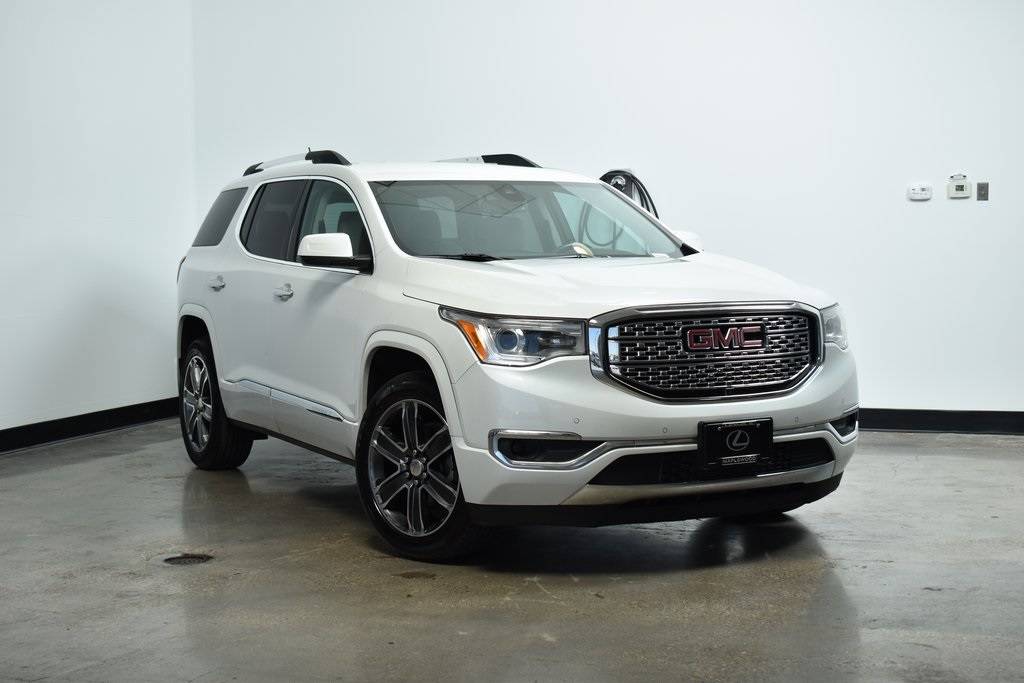 2017 GMC Acadia Denali — SUV — 168,624 mi — Maplewood, MN