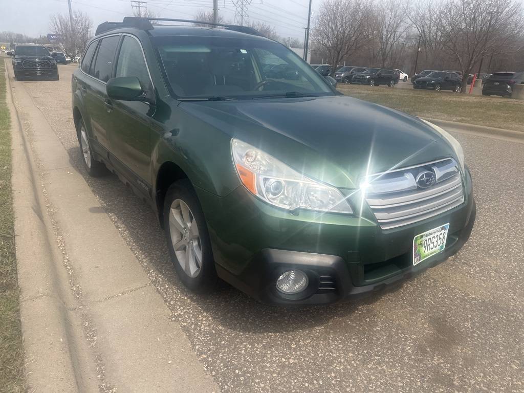 2014 Subaru Outback 2.5i Premium — SUV — 138,471 mi — Maplewood, MN