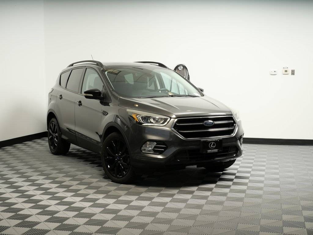 2017 Ford Escape Titanium — SUV — 109,133 mi — Maplewood, MN