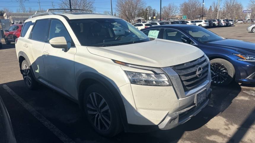 2023 Nissan Pathfinder Platinum — SUV — 17,685 mi — Maplewood, MN