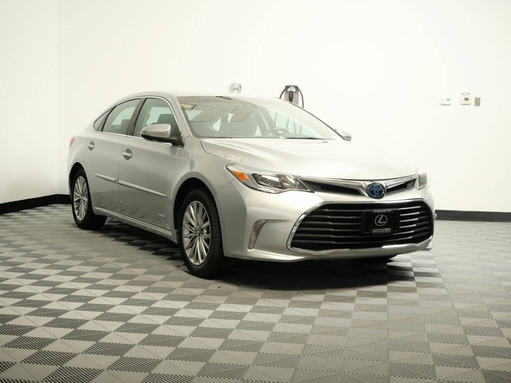 2018 Toyota Avalon Hybrid Limited