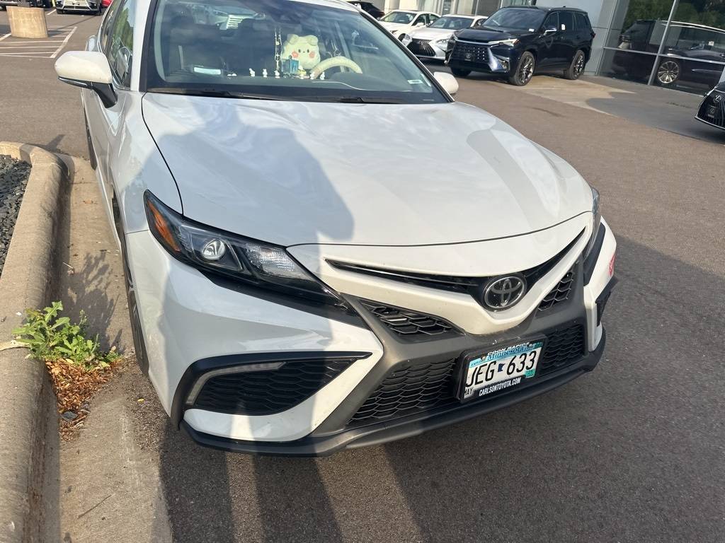 2022 Toyota Camry SE — Sedan — 32,643 mi — Maplewood, MN