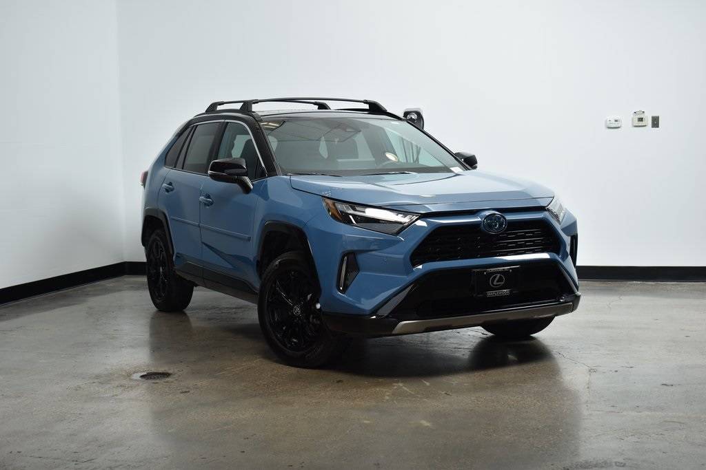 2023 Toyota RAV4 Hybrid XSE — SUV — 28,543 mi — Maplewood, MN