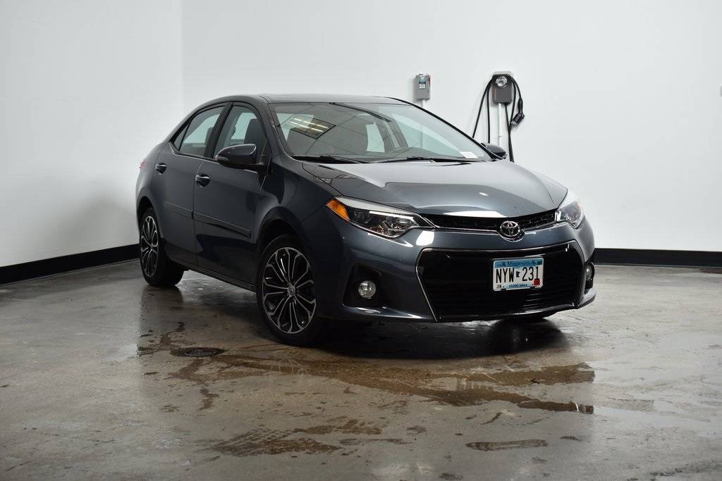 2016 Toyota Corolla L — Sedan — 35,095 mi — Maplewood, MN
