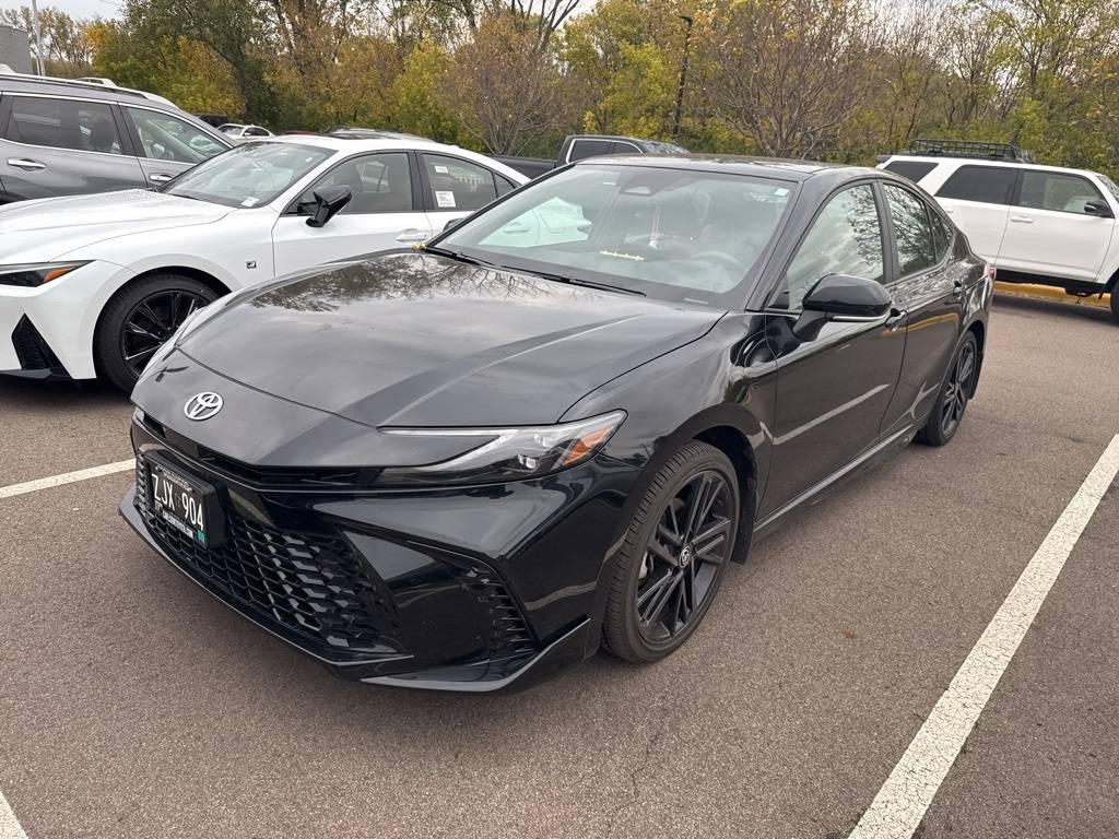 2025 Toyota Camry Hybrid XSE — Sedan — 18,698 mi — Maplewood, MN