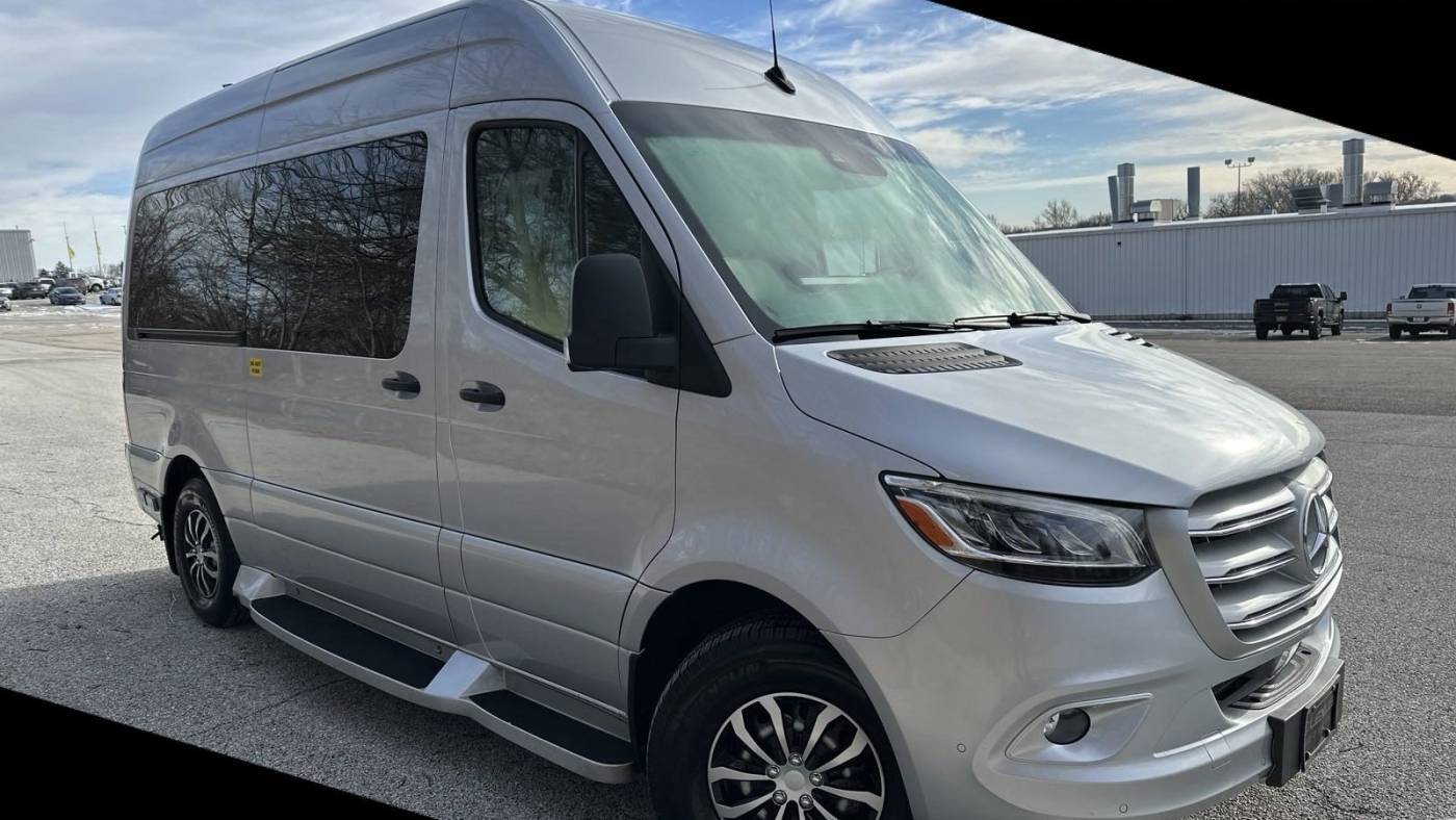2022 Mercedes-Benz Sprinter Cargo Van 2500 — Cargo Van — 22,110 mi — Davenport, IA