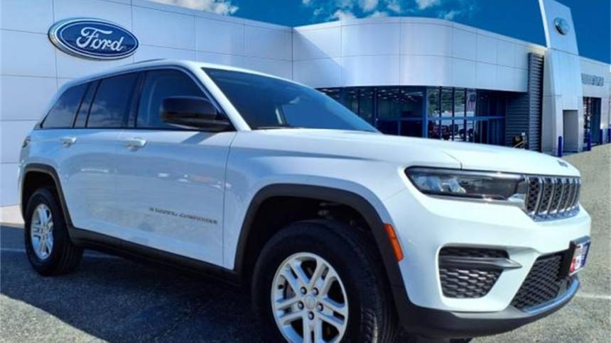 2023 Jeep Grand Cherokee Laredo — SUV — 19,076 mi — Vineland, NJ