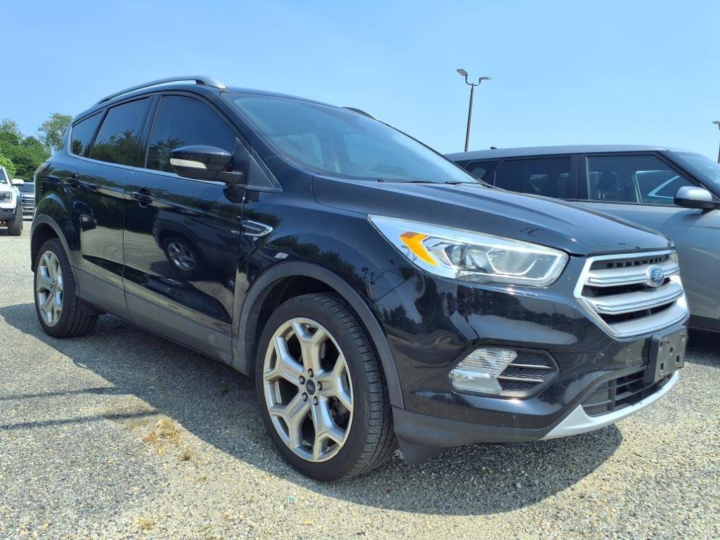 2017 Ford Escape Titanium — SUV — 135,569 mi — Vineland, NJ