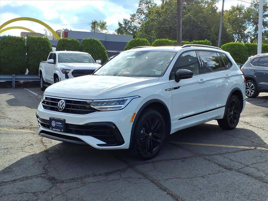 2022 Volkswagen Tiguan SE R-Line Black — SUV — 37,344 mi — Roselle, NJ