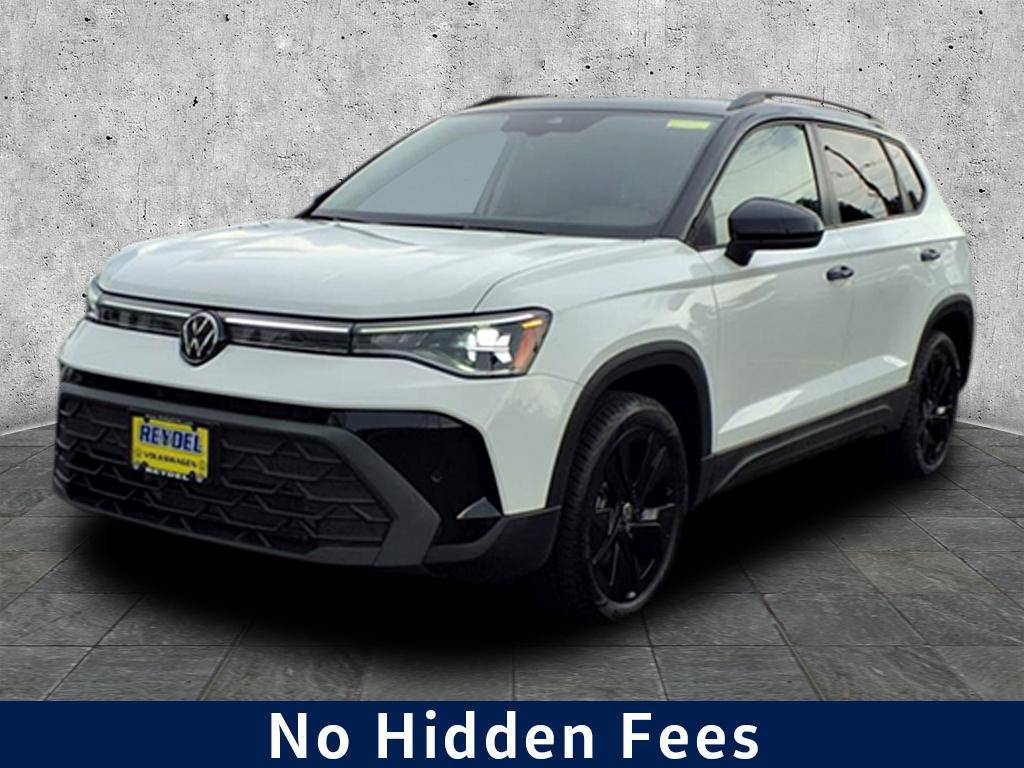 2025 Volkswagen Taos SE Black — SUV — 2,649 mi — Roselle, NJ