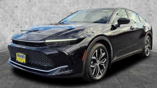 2023 Toyota Crown Limited — Sedan — 11,890 mi — Roselle, NJ
