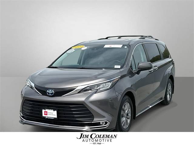 2022 Toyota Sienna XLE — Minivan — 20,222 mi — Bethesda, MD