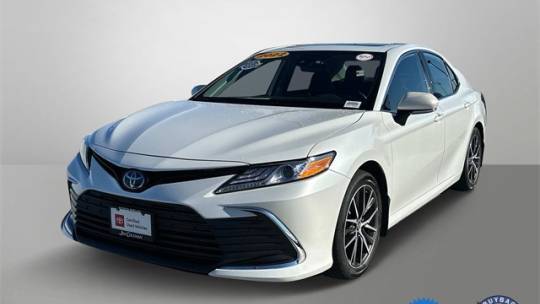 2022 Toyota Camry Hybrid XLE — Sedan — 16,291 mi — Bethesda, MD