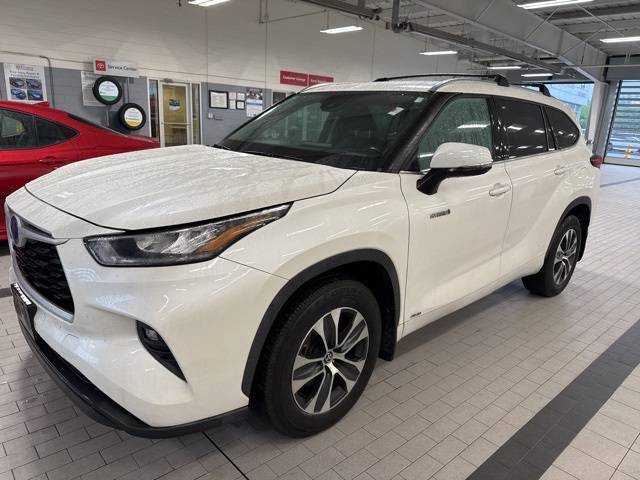 2020 Toyota Highlander Hybrid XLE — SUV — 70,875 mi — Bethesda, MD