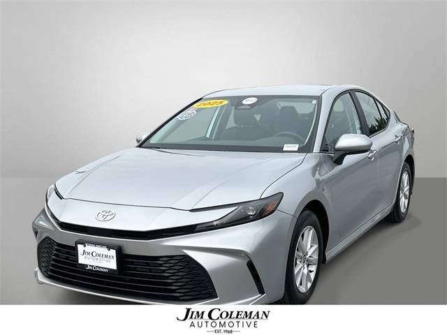 2025 Toyota Camry LE — Sedan — 15,660 mi — Bethesda, MD
