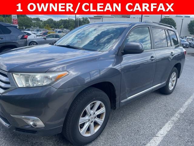 2013 Toyota Highlander Plus V6 — SUV — 77,106 mi — Bethesda, MD