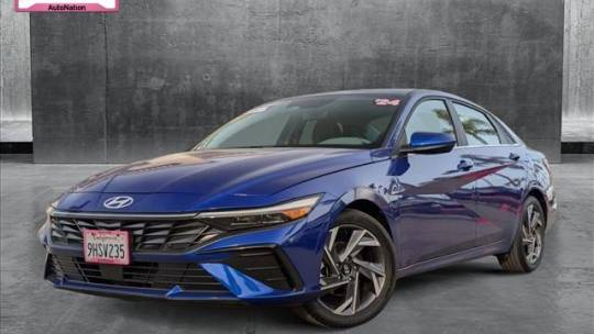 2024 Hyundai Elantra SEL — Sedan — 9,800 mi — Carlsbad, CA