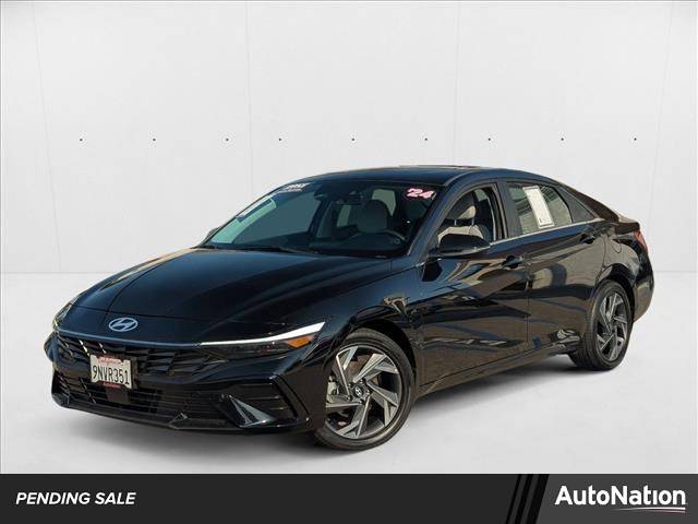 2024 Hyundai Elantra Hybrid Limited — Sedan — 2,481 mi — Carlsbad, CA