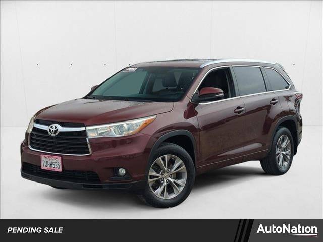 2015 Toyota Highlander XLE — SUV — 146,011 mi — Carlsbad, CA