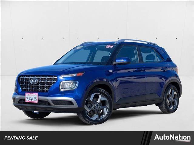 2024 Hyundai Venue SEL — SUV — 11,562 mi — Carlsbad, CA