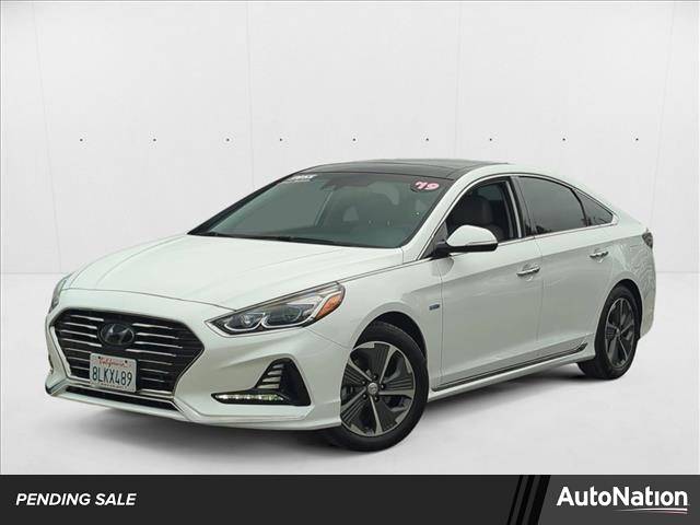 2019 Hyundai Sonata Hybrid Limited — Sedan — 16,170 mi — Carlsbad, CA