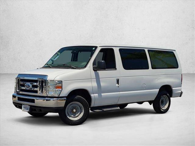 2013 Ford Econoline Wagon E-350 Super Duty XL