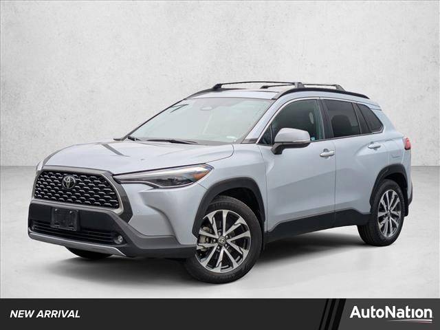 2024 Toyota Corolla Cross XLE — SUV — 11,835 mi — Carlsbad, CA