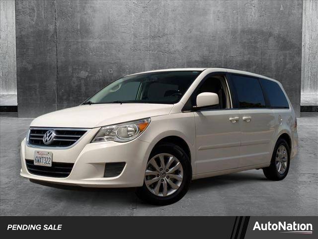 2012 Volkswagen Routan SE — Minivan — 140,113 mi — Carlsbad, CA