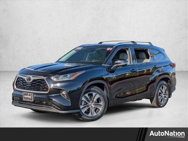 2021 Toyota Highlander XLE — SUV — 66,393 mi — Carlsbad, CA