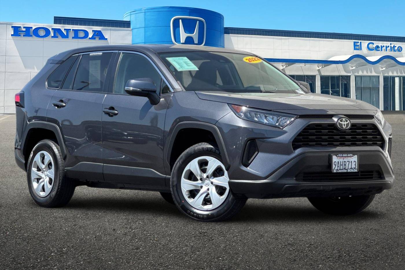 2022 Toyota RAV4 LE — SUV — 43,967 mi — El Cerrito, CA